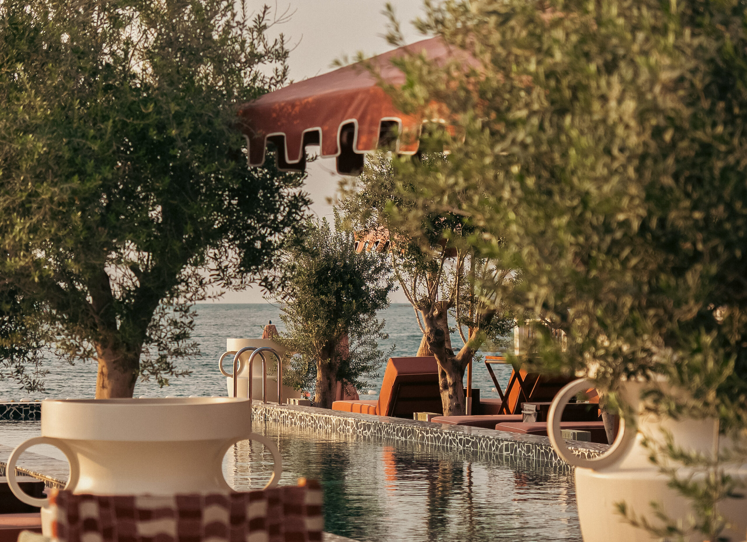 African Queen - 111 Management Hospitality Company in Dubai